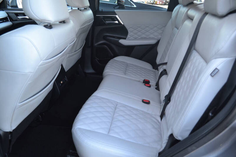 2022 Mitsubishi Outlander SEL