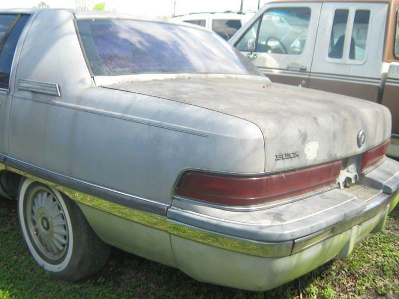 1992 Buick Roadmaster null photo 3