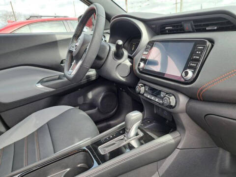 2023 Nissan Kicks SR