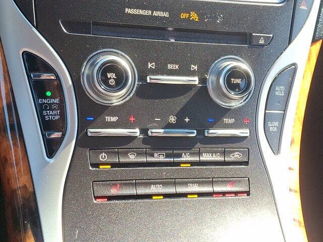 2019 Lincoln Nautilus Select