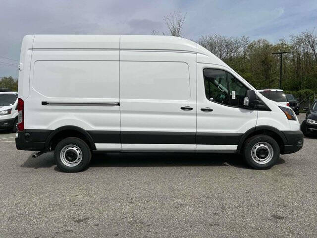 2025 Ford Transit 250