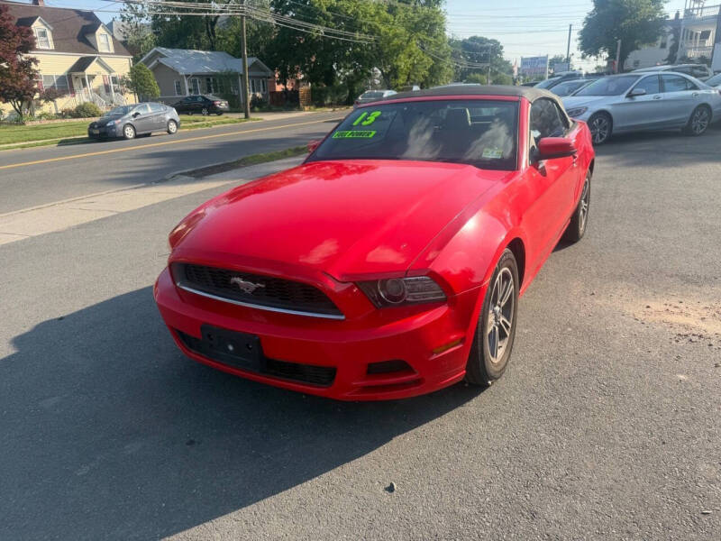 2013 Ford Mustang V6 Premium