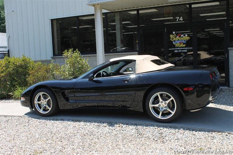 2002 Chevrolet Corvette 13