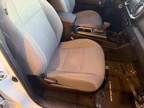 2022 Toyota Tacoma SR V6