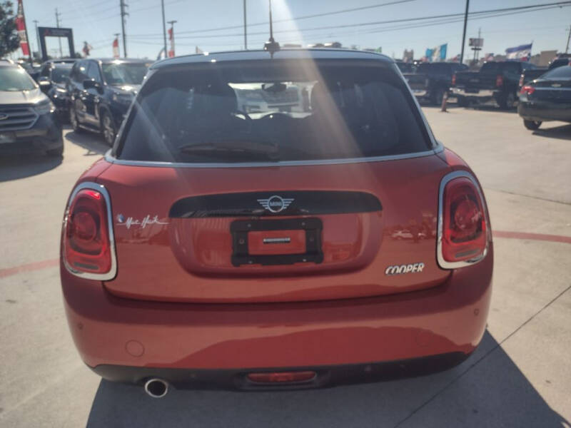 2019 MINI Hardtop 4 Door Cooper