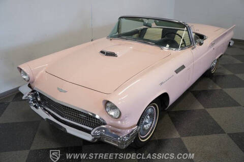 1957 Ford Thunderbird
