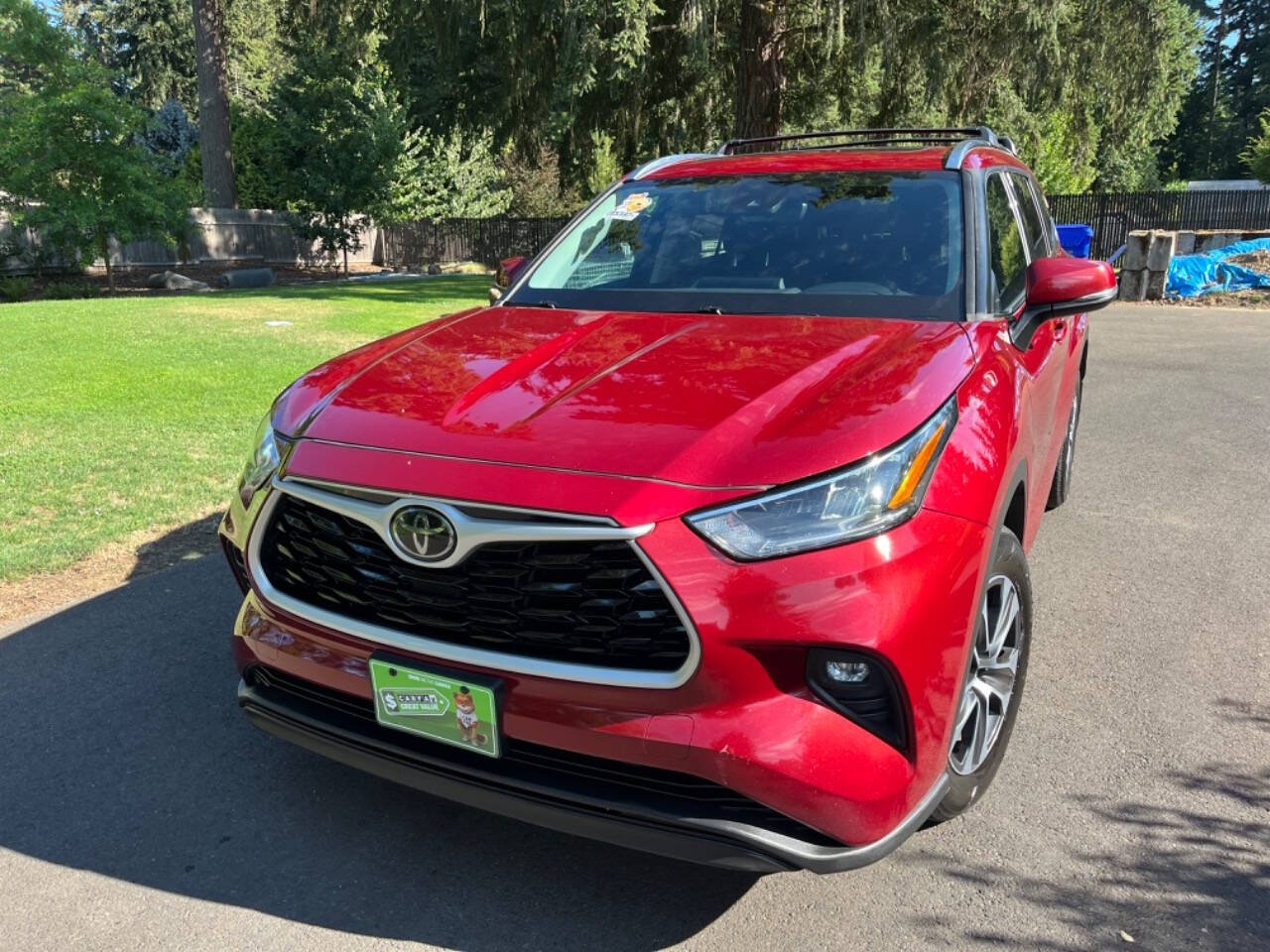 2020 Toyota Highlander for sale at E & A MOTORS in Portland, OR