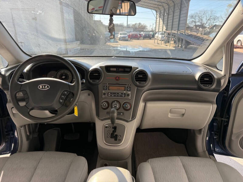 2007 Kia Rondo