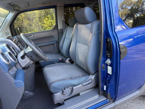 2004 Honda Element LX