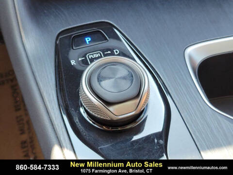 2023 Lexus RZ 450e Luxury