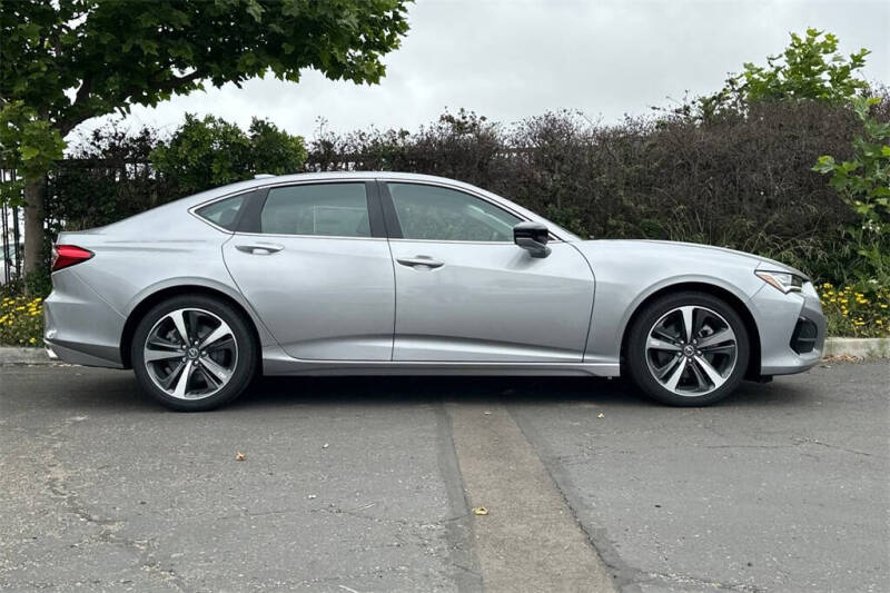 2025 Acura TLX w/Tech