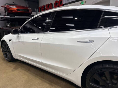 2020 Tesla Model 3 Performance