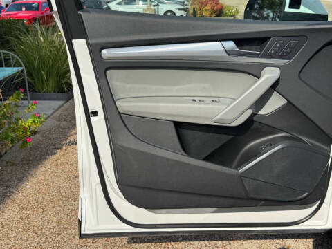 2025 Audi Q5 quattro S line Premium 45 TFSI