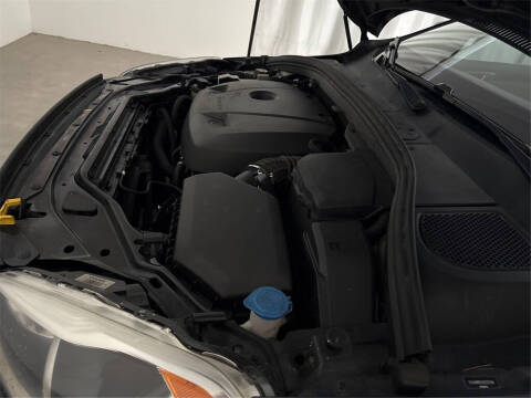 2017 Volvo XC60 T6 Dynamic