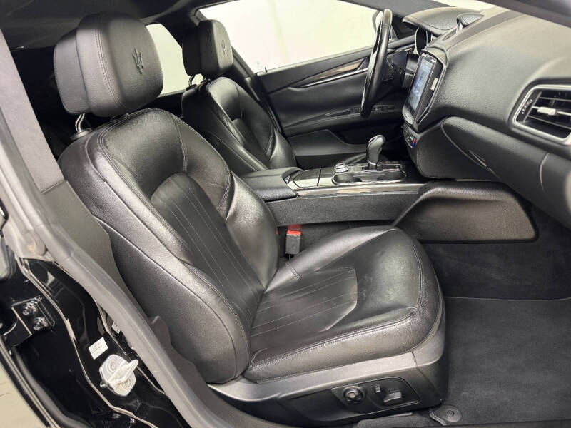 2017 Maserati Ghibli