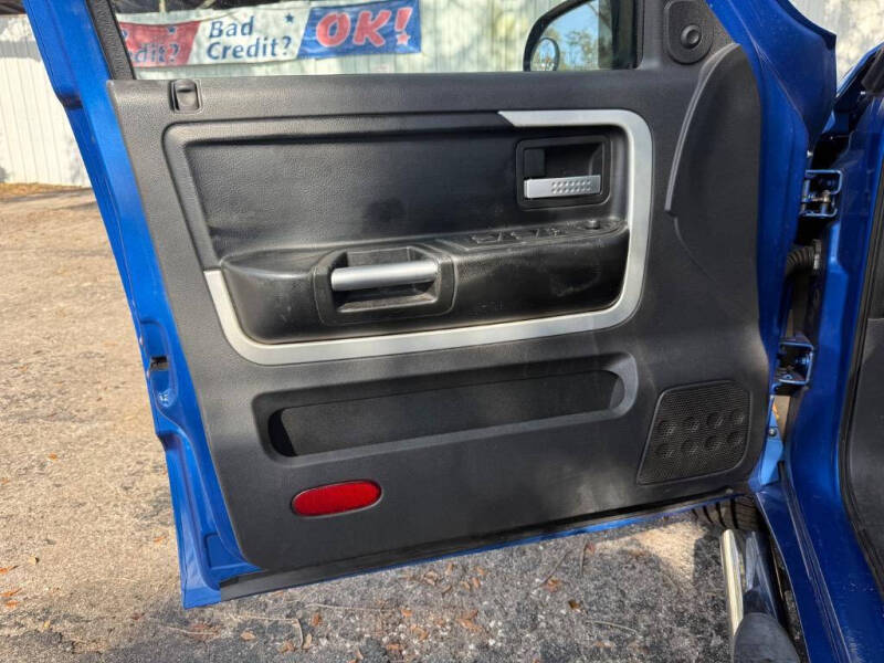 2008 Mitsubishi Raider LS