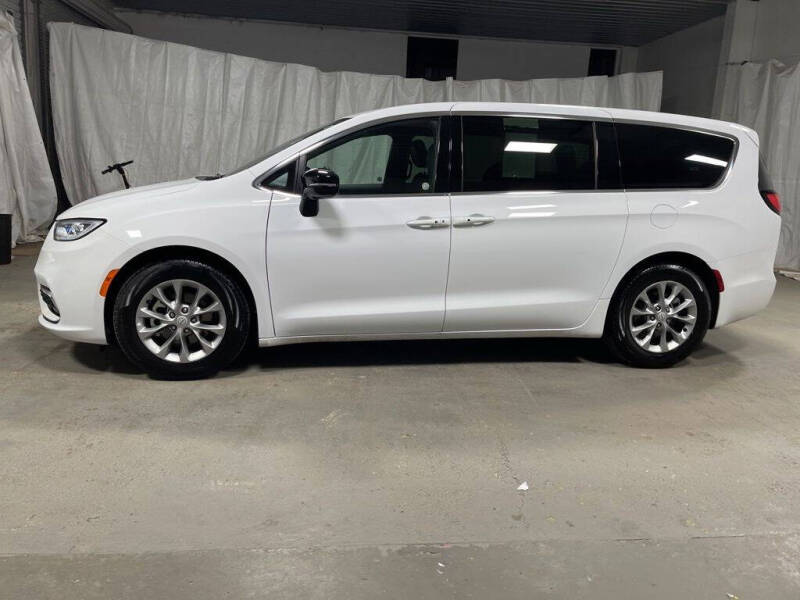 2026 Chrysler Pacifica Limited
