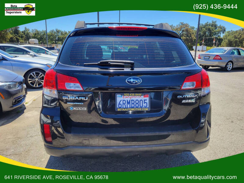 2011 Subaru Outback 2.5i