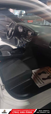 2015 Dodge Charger SE