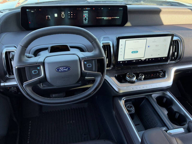 2025 Ford Expedition MAX Platinum