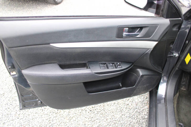 2012 Subaru Outback 2.5i Premium