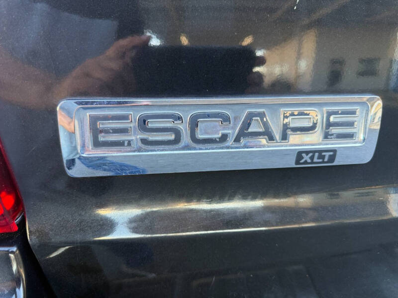 2011 Ford Escape XLT