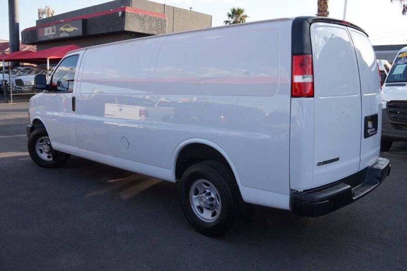 2020 Chevrolet Express 3500