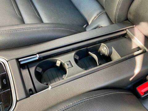 2023 Porsche Panamera 4 Platinum Edition