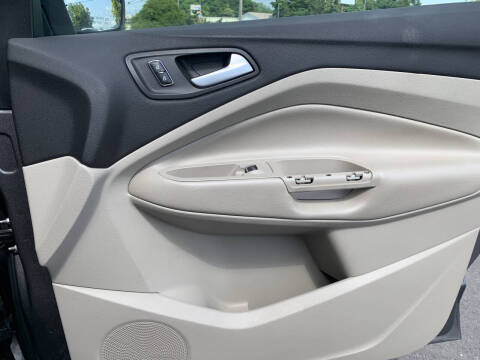 2013 Ford C-MAX Hybrid SEL