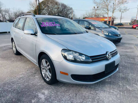 2014 Volkswagen Jetta for sale at CE Auto Sales in Baytown TX