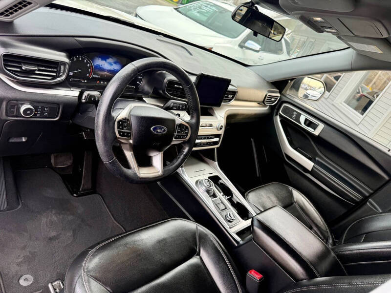 2020 Ford Explorer XLT