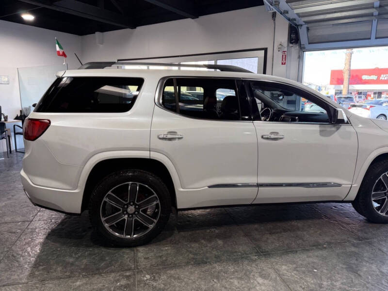 2018 GMC Acadia Denali