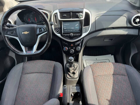 2017 Chevrolet Sonic LT Manual