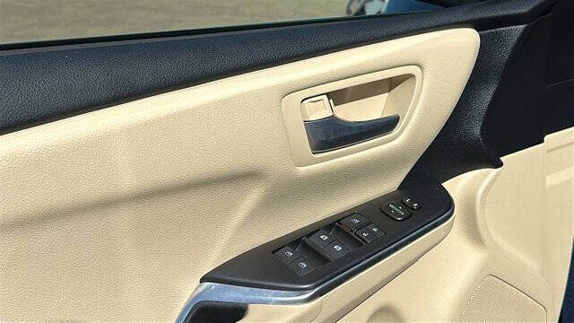 2017 Toyota Camry XLE