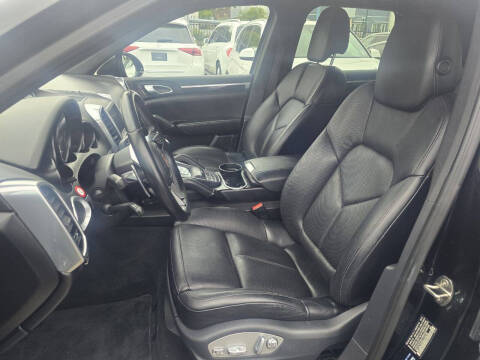 2016 Porsche Cayenne S E-Hybrid