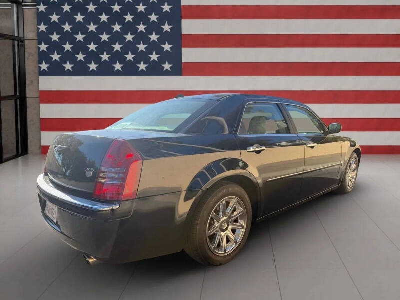 2005 Chrysler 300 C
