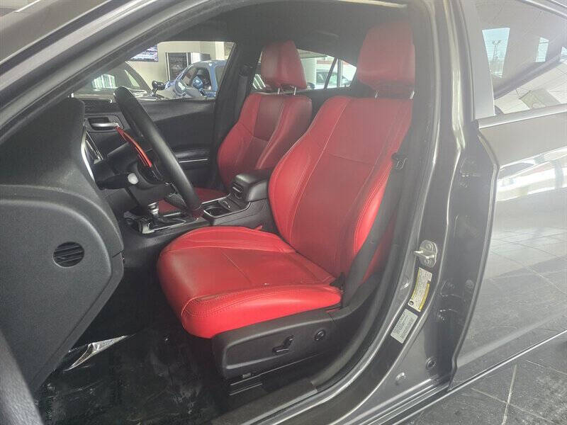 2016 Dodge Charger R/T