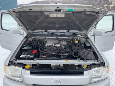 2002 Infiniti QX4