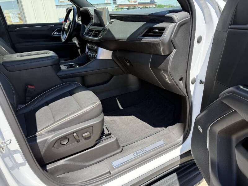 2021 GMC Yukon SLT