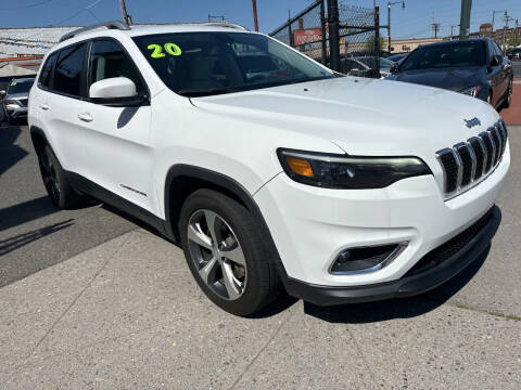 2020 Jeep Cherokee for sale at TOP SHELF AUTOMOTIVE in Newark NJ