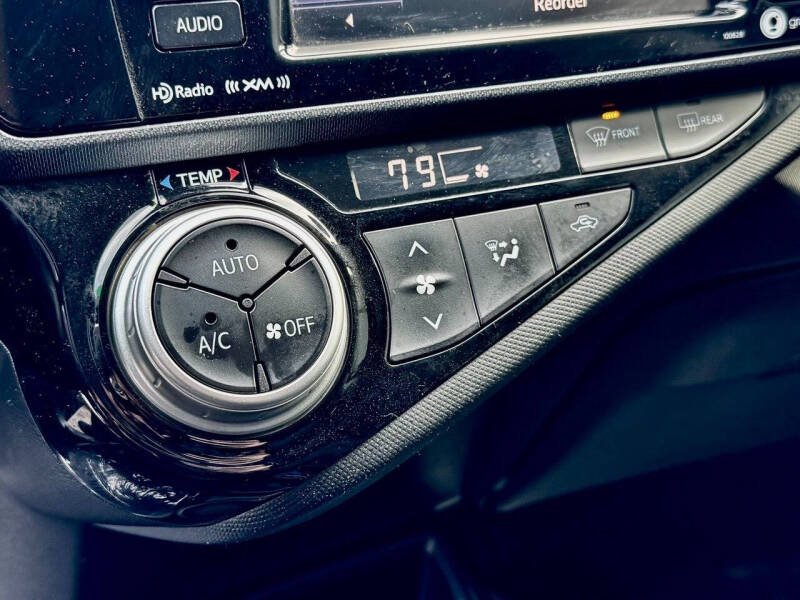 2016 Toyota Prius c Four