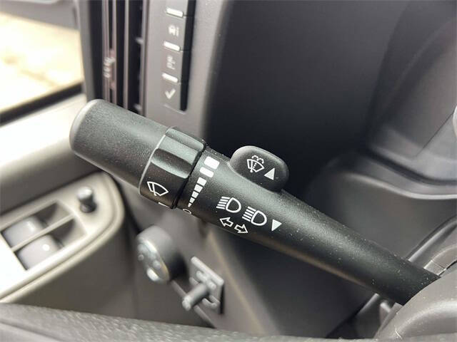 2024 Chevrolet Express 2500