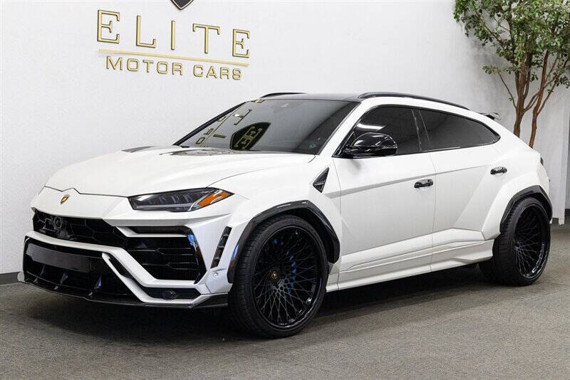 2020 Lamborghini Urus