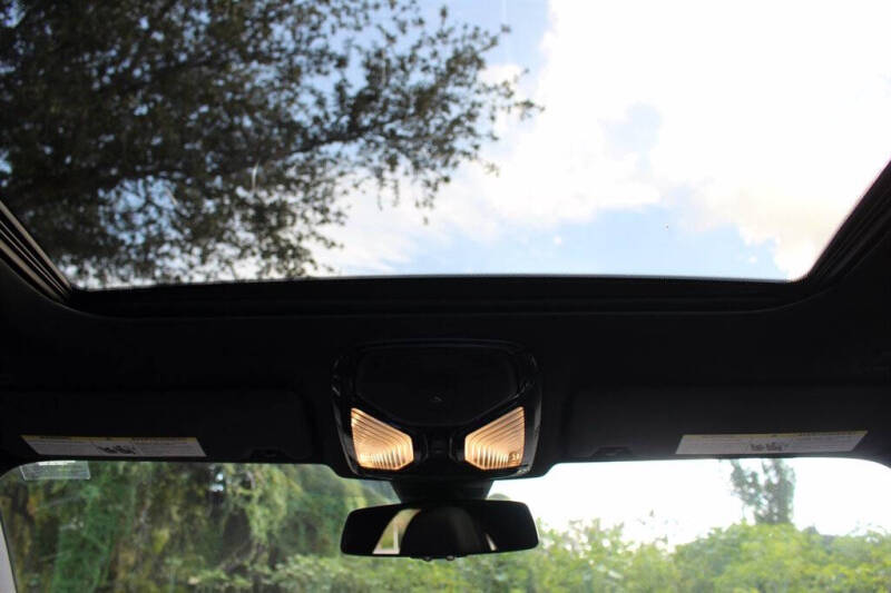 2021 BMW 3 Series 330i