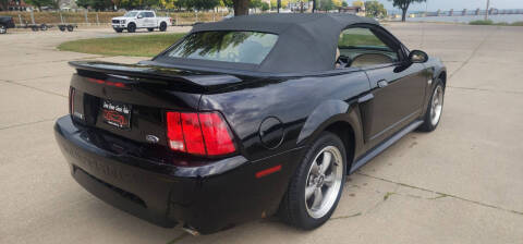 2003 Ford Mustang