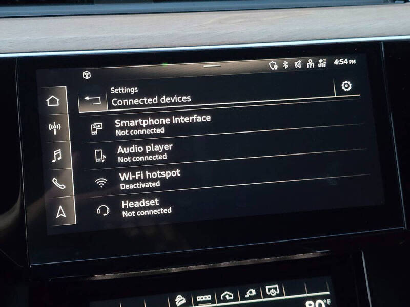 2024 Audi Q8 e-tron quattro Premium Plus