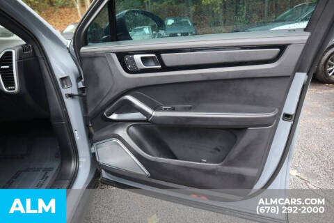 2022 Porsche Cayenne Turbo GT