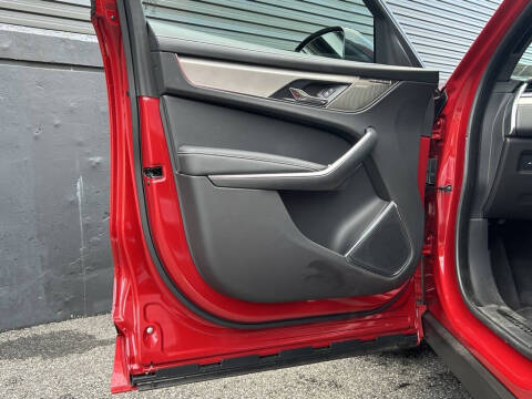 2025 Jaguar F-PACE P250 R-Dynamic S