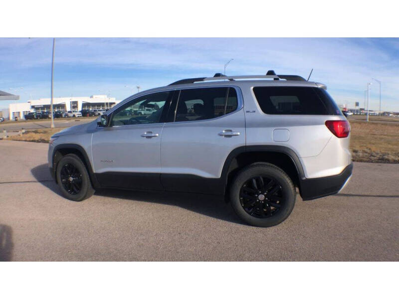 2019 GMC Acadia SLE-2