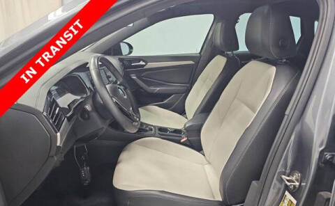 2019 Volkswagen Jetta R-Line